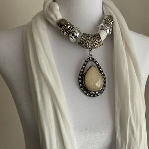 Pretty scarf necklace with beautiful beads and center stone